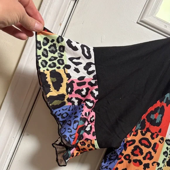 Colorful Leopard Print Ruffle-Sleeve Mini Dress - Black - Picture 3 of 7